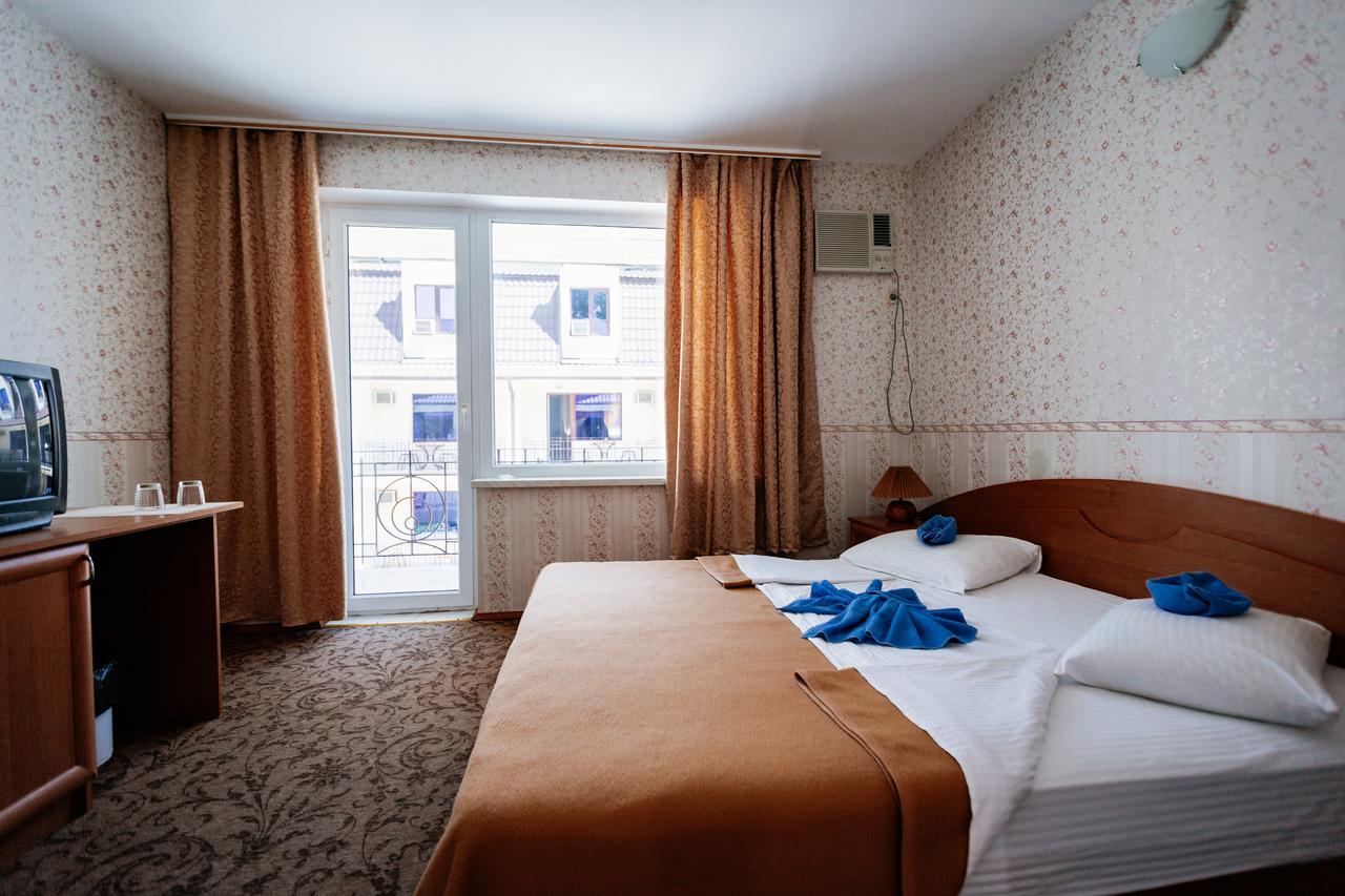 Solnechnaya Hotell Zatoka Exteriör bild