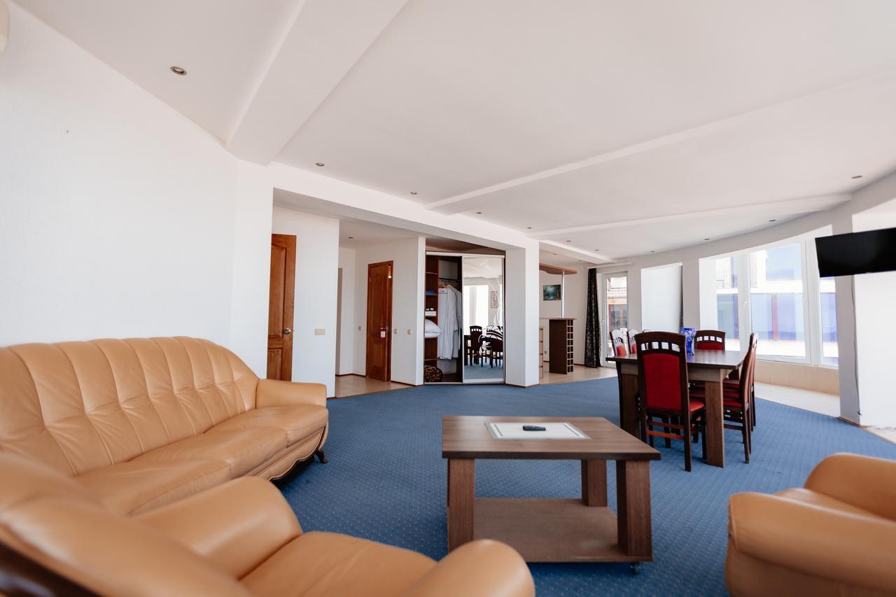 Solnechnaya Hotell Zatoka Exteriör bild