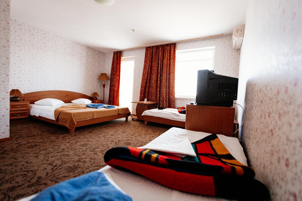 Solnechnaya Hotell Zatoka Exteriör bild