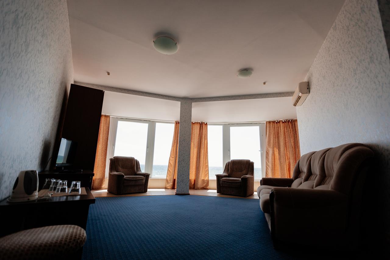 Solnechnaya Hotell Zatoka Exteriör bild