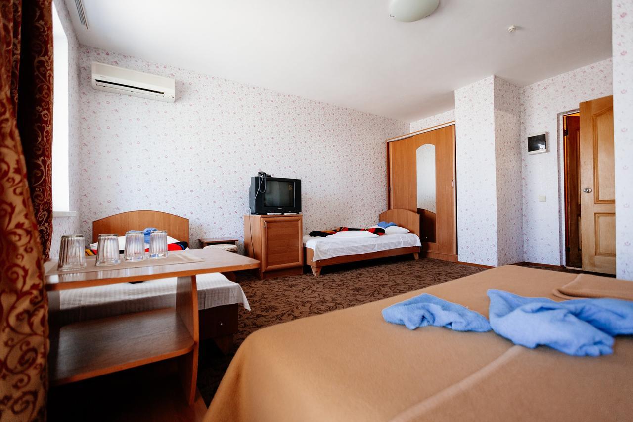 Solnechnaya Hotell Zatoka Exteriör bild